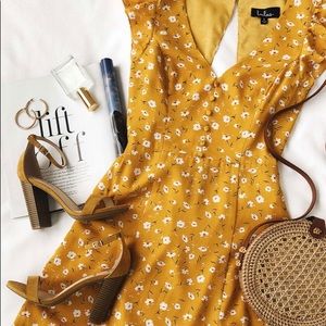 Lulus mustard yellow floral maxi dress